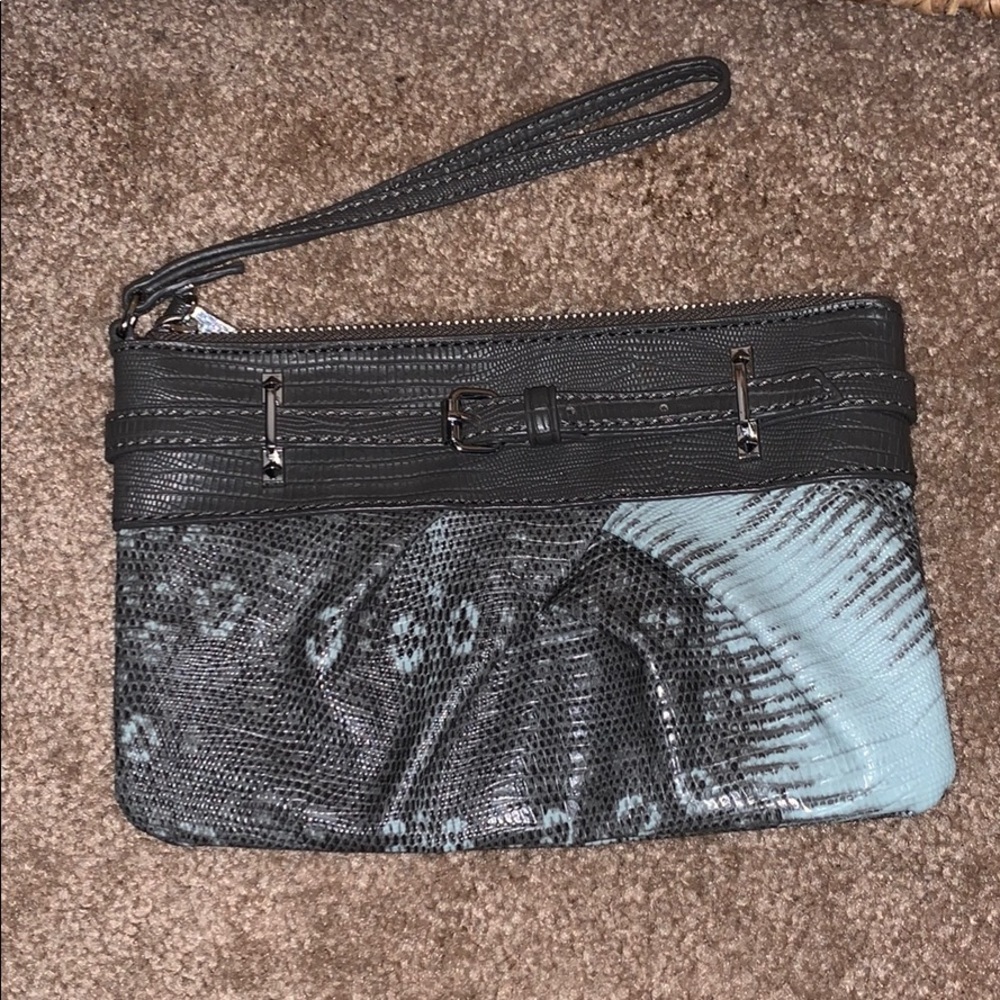 Simply Vera Vera Wang Wristlet